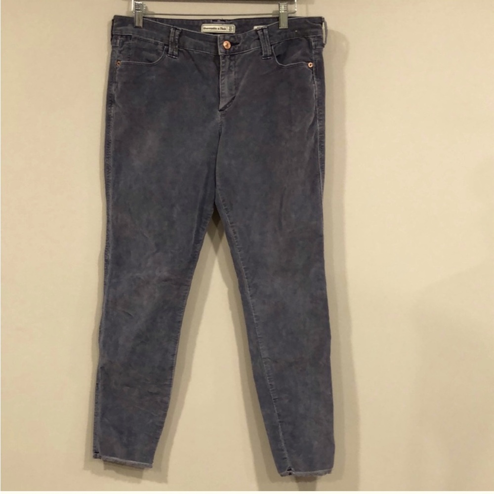 Abercrombie & Fitch Blue Mid Rise Super Skinny Corduroy Pants 31